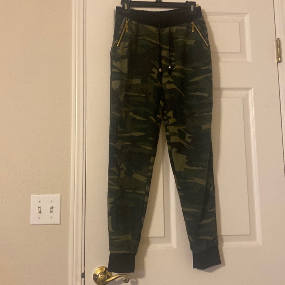 Camo sweat pants